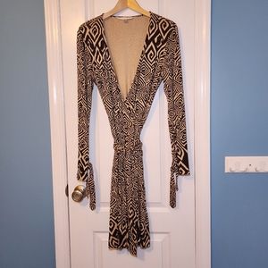 Diane Von Furstenburg Heracles Silk Wrap Dress Size 10